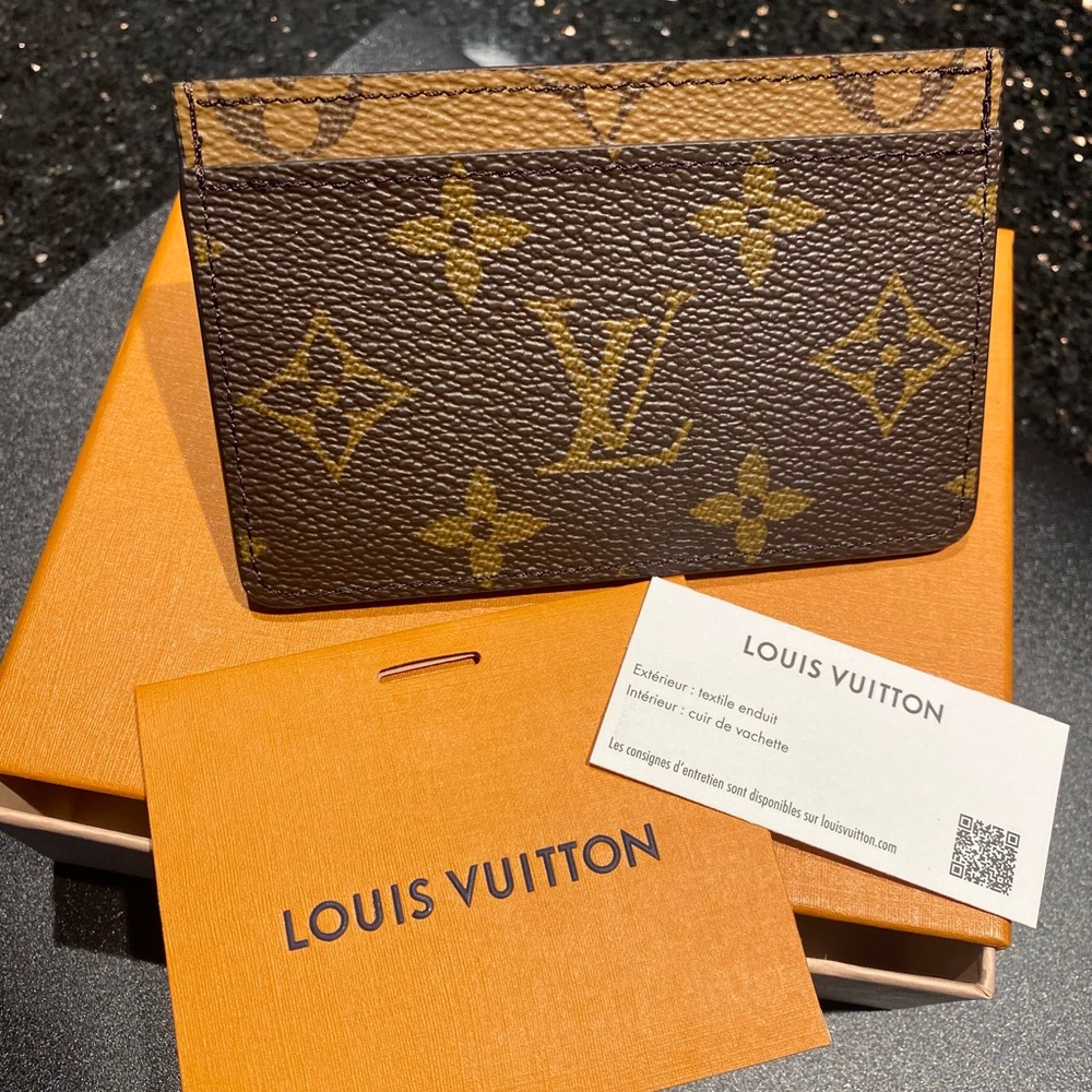 LV Reversible Monogram Card Holder New in Box
